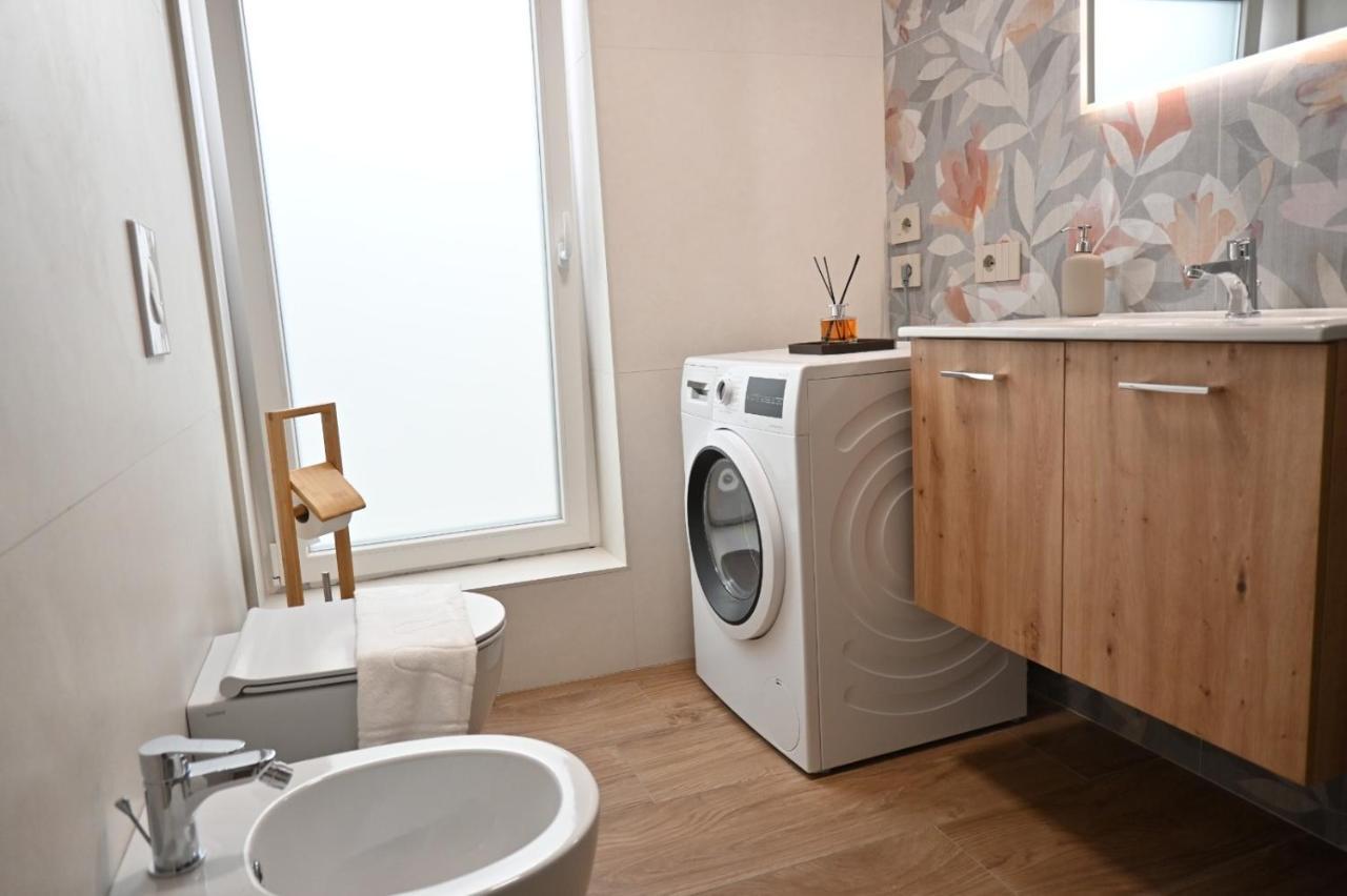 Garofoli Apartments San Giovanni Lupatoto Extérieur photo